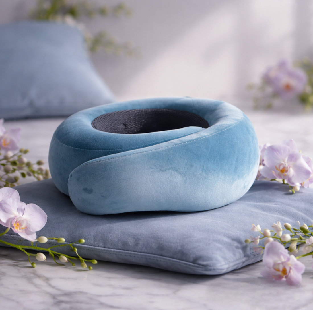 Oreiller de voyage 2026 : pourquoi un modèle en mousse mémoire qui s'enroule autour du cou change tout pour dormir en avion